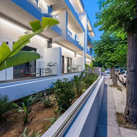 Unicos Aparthotel 3*