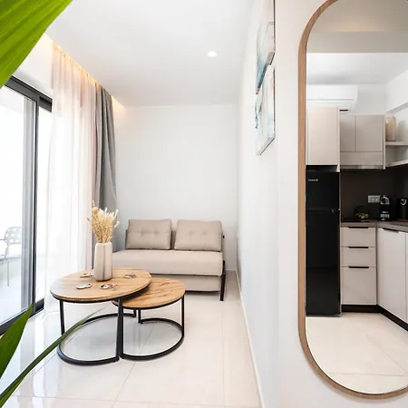 Aparthotel Unicos 3*